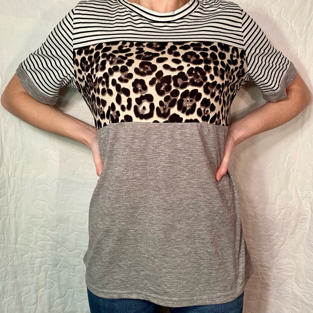 Multi-Pattern T-Shirt - Picture 2 of 5